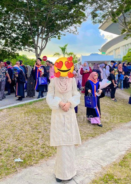 Tempahan Baju Kurung Moden songket untuk konvo